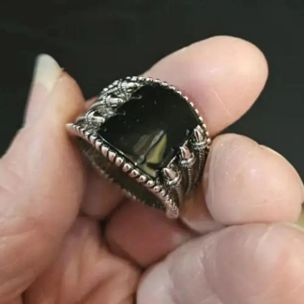 Exquisite vintage men's retro ring sz 8